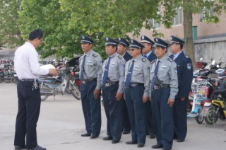 襄陽保安公司員工日常?。。?>
                                </a>
                            </div>
                            <div   id=