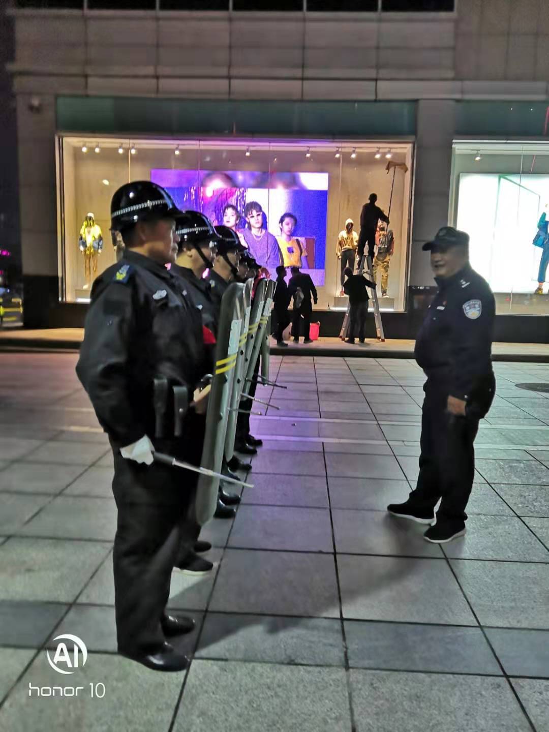 大家知道保安員是什么嗎？下面跟著襄陽戎安的介紹一起了解下吧！